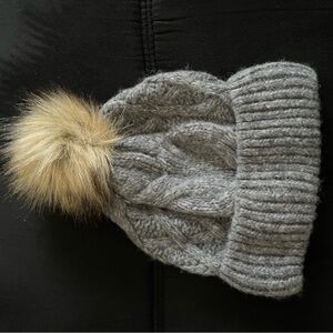 Abercrombie & Fitch Heather Gray Knit Hat